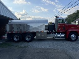 SOLD SOLD SOLD 1996 Freightliner 500/3000 Tanker full