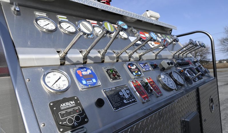 SOLD SOLD SOLD 2004 ALF 1500/1000 Rural Pumper with light tower full