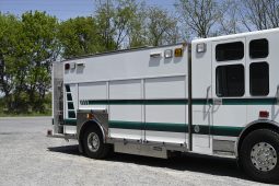 SOLD SOLD SOLD 2004 Spartan Saulsbury STAINLESS STEEL Walk Around Rescue with light tower full