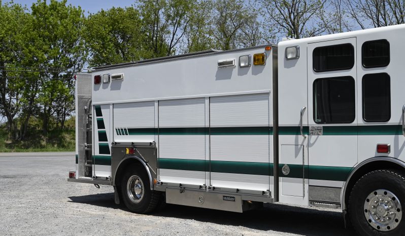 SOLD SOLD SOLD 2004 Spartan Saulsbury STAINLESS STEEL Walk Around Rescue with light tower full