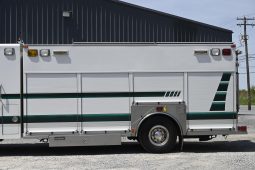 SOLD SOLD SOLD 2004 Spartan Saulsbury STAINLESS STEEL Walk Around Rescue with light tower full