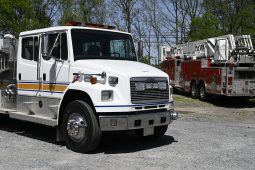 SOLD SOLD SOLD 2002 Freightliner/E-One 1250/1000 Rural pumper full
