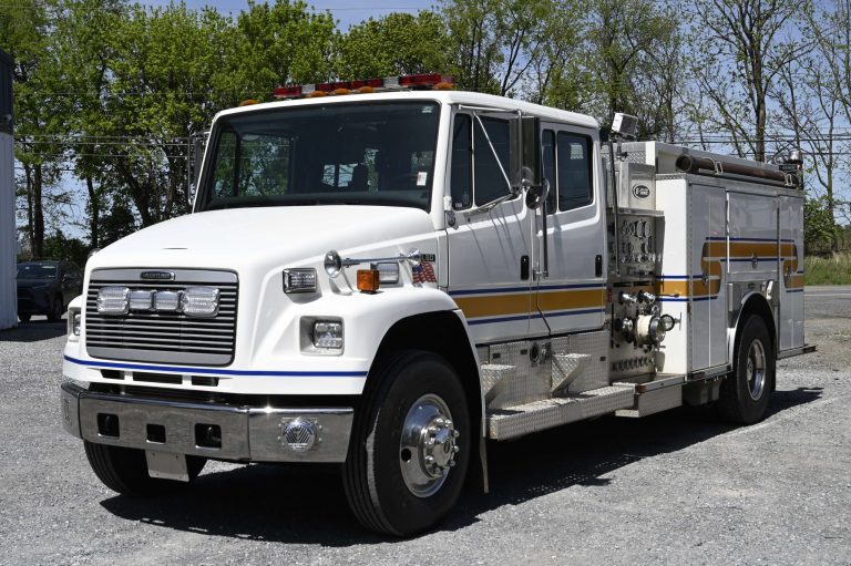 2002 E-One 1250/1000 Rural pumper