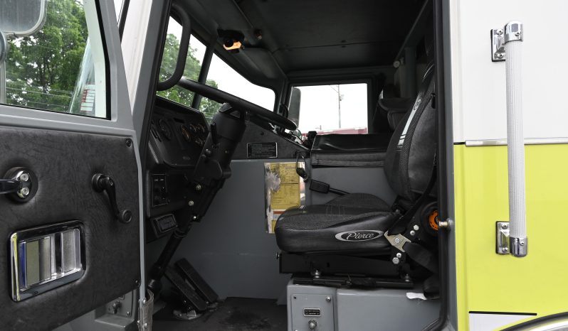 2001 Pierce Non Walk-In Heavy Rescue full