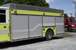 2001 Pierce Non Walk-In Heavy Rescue full