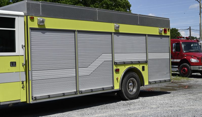 2001 Pierce Non Walk-In Heavy Rescue full