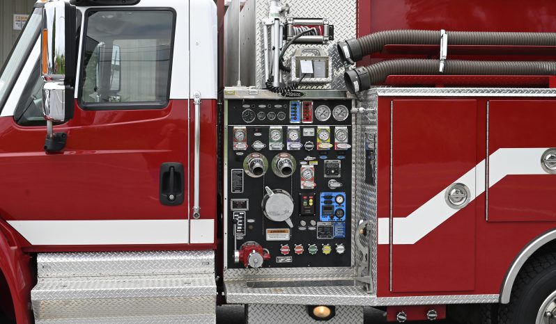 2002 International/Pierce Midi Pumper 500/500 full