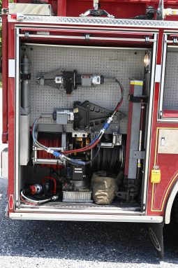 SOLD SOLD SOLD 2001 International/Pierce 4×4 Attack Pumper 1500/800 with Rescue tools full