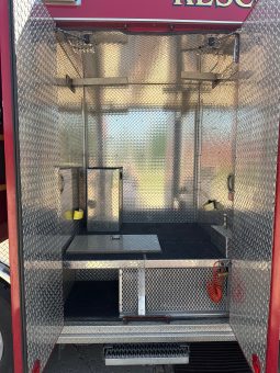 *SOLD SOLD SOLD* 1999 Chevrolet/Marque Walk in Rescue with Cascade full