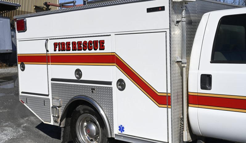 2008 Ford/Crimson 4×4 Mini Pumper 300/300 Pump & Roll full