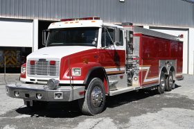 2003 Freightliner 500/3000 Tanker