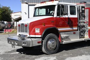 2003 Freightliner 500/3000 Tanker