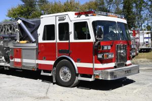 2001 Sutphen 95′ Midmount Platform with Pump