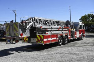 2001 Sutphen 95′ Midmount Platform with Pump