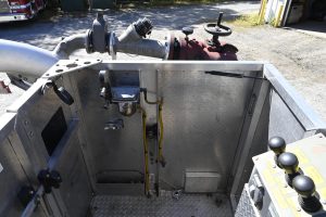 2001 Sutphen 95′ Midmount Platform with Pump