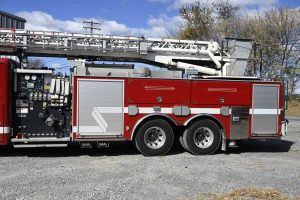 2003 LTI 104′ Aerial Quint