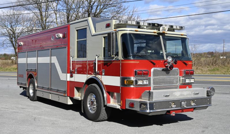 SOLD SOLD SOLD 2006 Pierce Walk Around Rescue with light tower and Cascade full