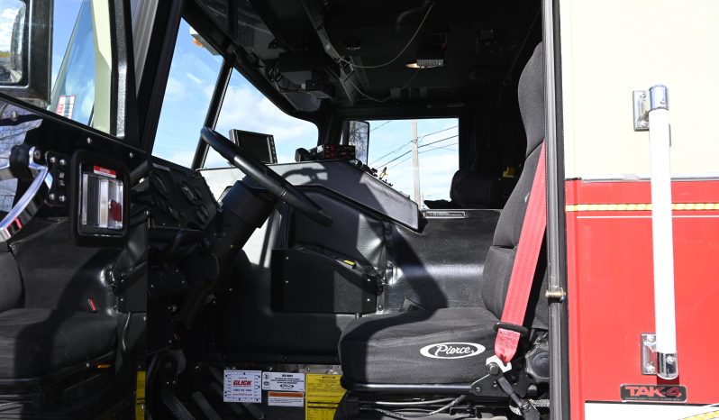 SOLD SOLD SOLD 2006 Pierce Walk Around Rescue with light tower and Cascade full