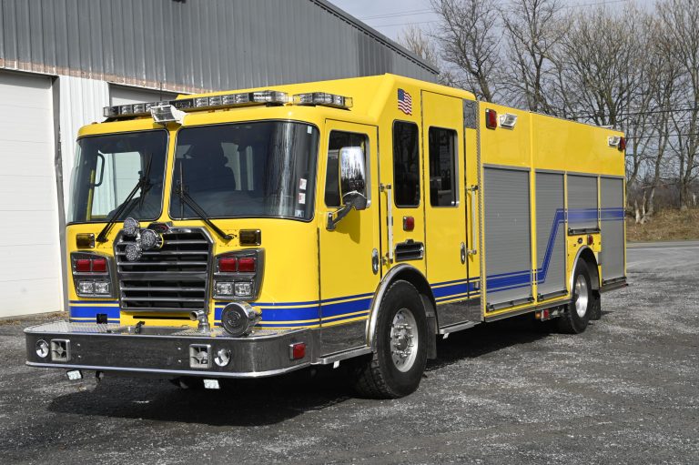 2012 1500/750 Rescue Pumper With light tower and tools