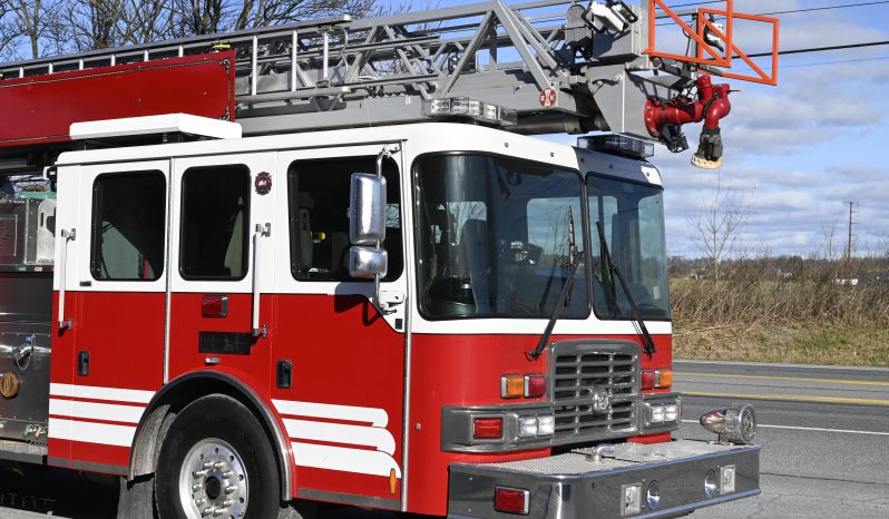 2013 HME 78′ Aerial Quint full