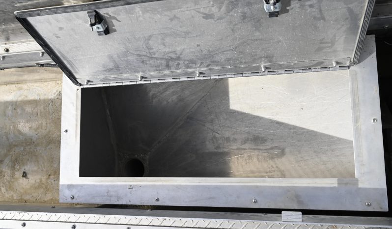 2007 E-One 2000/750 Rescue Pumper with Light tower full