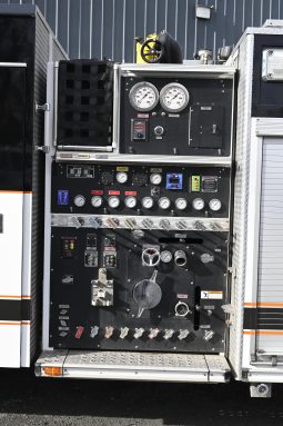 2007 E-One 2000/750 Rescue Pumper with Light tower full