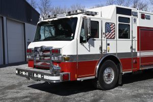 2014 Pierce Walk Around Rescue with Dual Light Towers