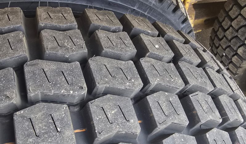 1980 Ford/Pierce 750/2500 Pumper Tanker full