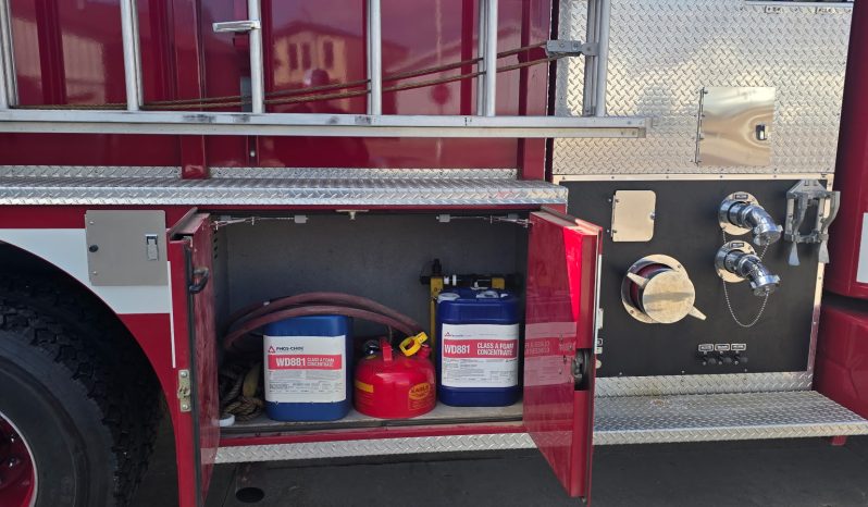 1996 International/Pierce 1250/1000 Rural pumper full