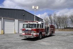 SOLD SOLD SOLD 2007 Pierce 2000/500 Rescue Pumper with Light Tower full
