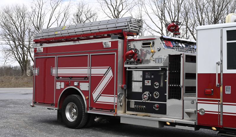 SOLD SOLD SOLD 2007 Pierce 2000/500 Rescue Pumper with Light Tower full