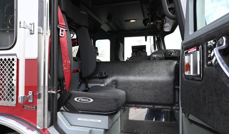 SOLD SOLD SOLD 2007 Pierce 2000/500 Rescue Pumper with Light Tower full