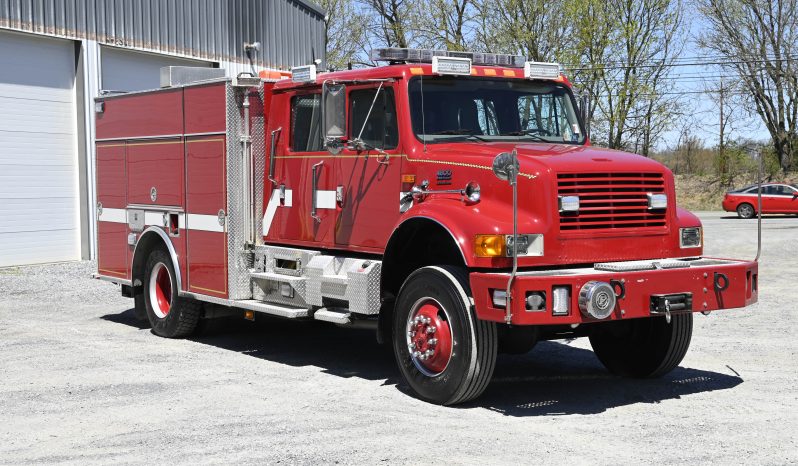 2002 International/KME 4×4 Attack Pumper 750/300 with Rescue tools full