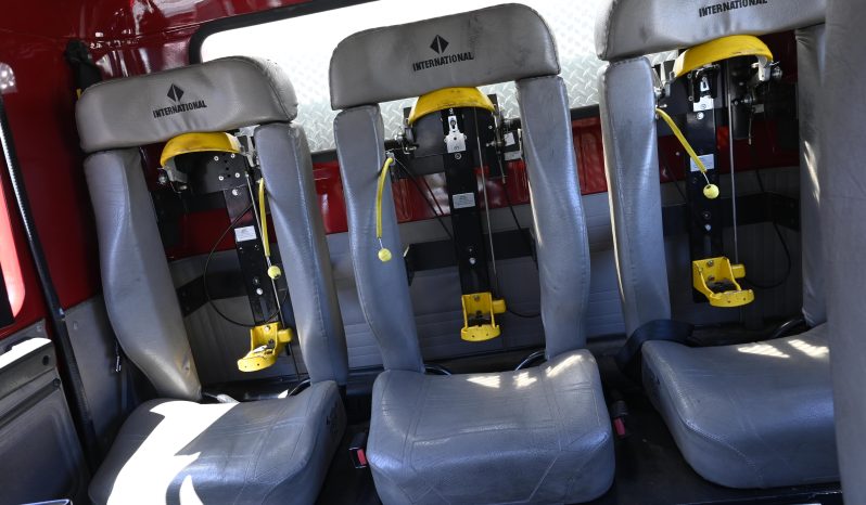 2002 International/KME 4×4 Attack Pumper 750/300 with Rescue tools full