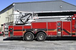 2004 Pierce 105′  Rear Mount Aerial full