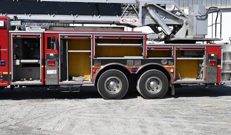 2004 Pierce 105′  Rear Mount Aerial full