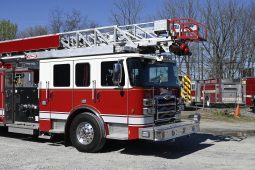 2018 Pierce 75′ Heavy Duty Aluminum Aerial Quint full