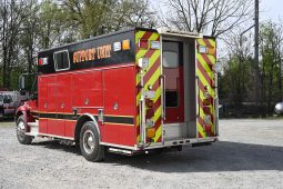 2003 International KME Walk in Rescue with Cascade full