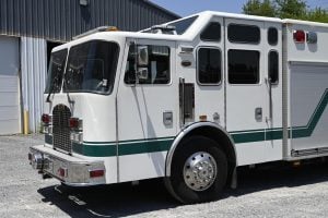 2004 KME Heavy Duty Walk Around Wet Rescue 250/250
