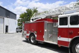 2000 Seagrave 75′ Aerial Quint “Meanstick” full
