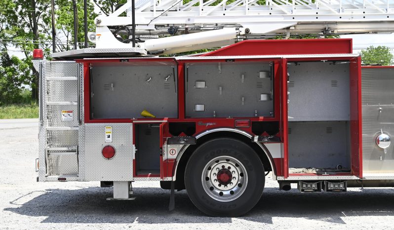 2000 Seagrave 75′ Aerial Quint “Meanstick” full