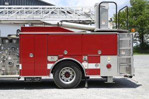 2000 Seagrave 75′ Aerial Quint “Meanstick”