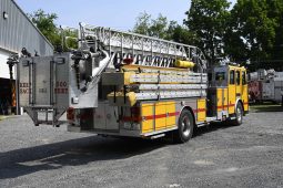 1999 Sutphen 70′ Midmount Platform Quint full