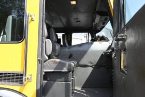 1999 Sutphen 70′ Midmount Platform Quint