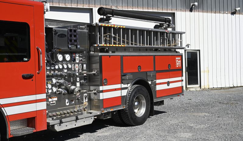 2007 Spartan Toyne 1500/600 Stainless Steel Pumper full