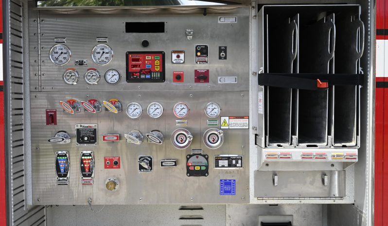2011 KME 1500/500 Rescue Pumper With Light Tower full