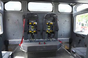 2010 E-One 1250/530 Rescue Pumper with Light tower and Rescue tools