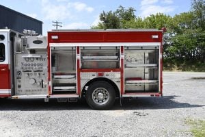 2010 E-One 1250/530 Rescue Pumper with Light tower and Rescue tools