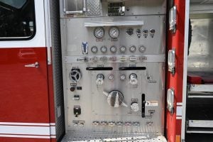 2010 E-One 1250/530 Rescue Pumper with Light tower and Rescue tools