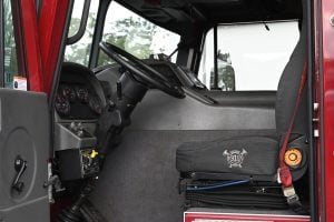 2004 Spartan 2000/1100 Rescue Pumper With Light Tower